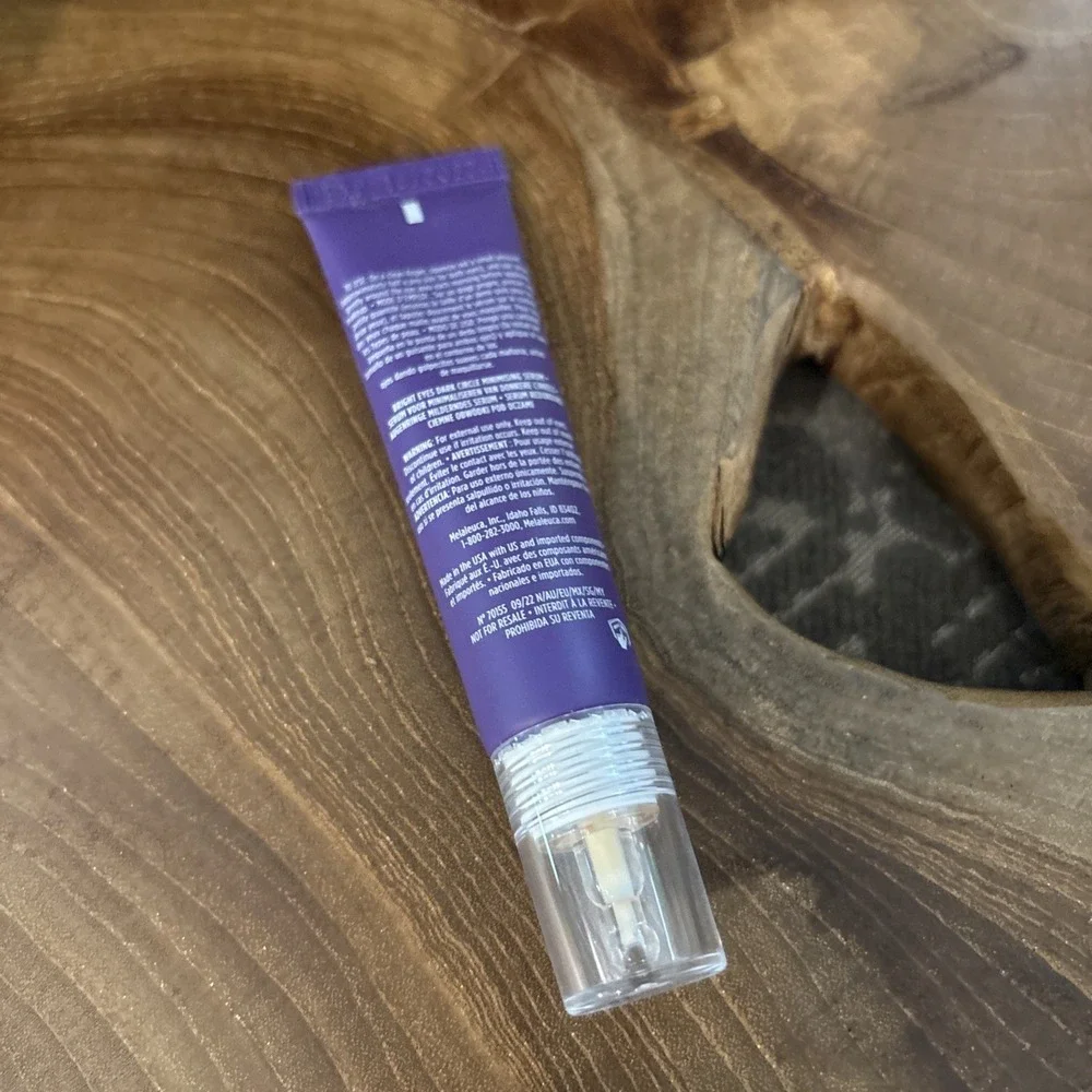 Sei Bella New Bright Eyes Dark Circle Minimizing Serum 0.5 fl oz 15 ml 04/26